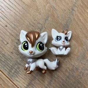 Harbro LPS Pets in the City Lulu Foxley #45 and Reynard Foxley #46